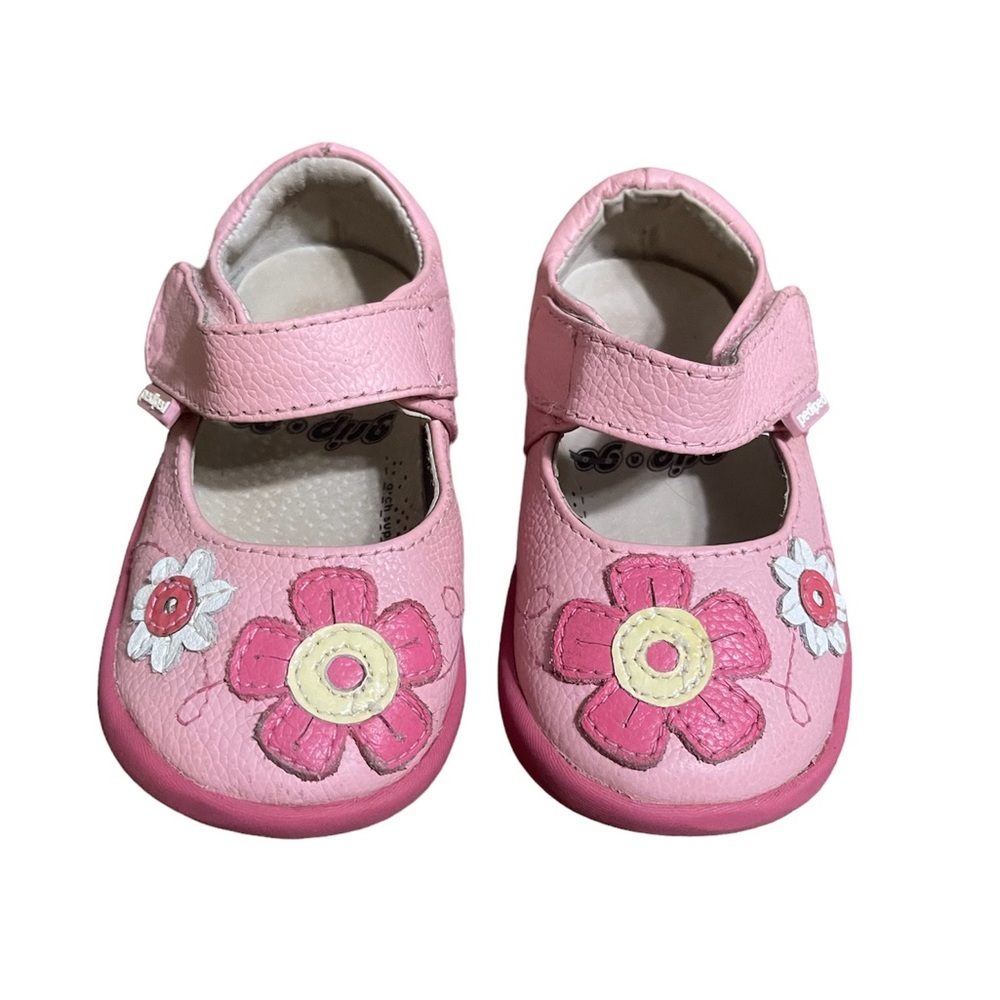 Adorable PediPed toddler shoes size 5